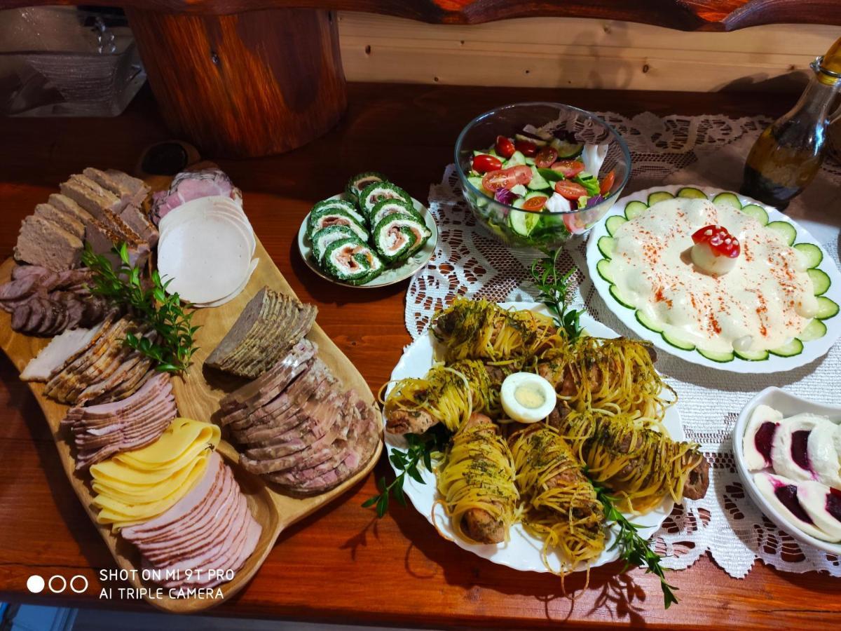Agroturystyka Pod Kolami Myczkowce Exterior foto